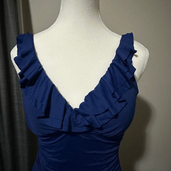 Ralph Lauren Sz 6 Top/bathing Top, stretchy, lined, underwires. NWOTs - Picture 2 of 5